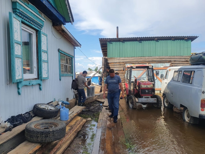 ​Пострадавшие от паводков забайкальцы получат материальную помощь